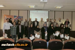 حضور سرپرست ،معاونین ،وهمکاران ودانشجویان در نمایشگاه