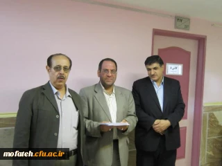 دعوت صمیمانه و تمجید رئیس مرکز از مقام مدرسان با حضور در کلاسها