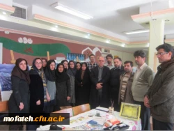 نمایشگاه پژوهش همراه با خلاقیت های هنری