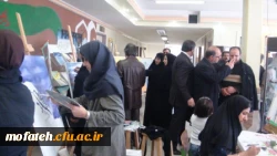 نمایشگاه پژوهش همراه با خلاقیت های هنری