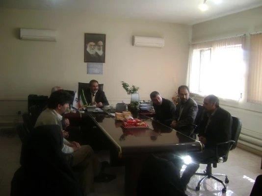 تبریک به مناسبت انتصاب شایسته جناب اقای دکتر بیغمی، از طرف کارکنان پردیس 2