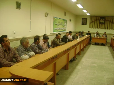 نشست صمیمی سرپرست پردیس با کارکنان پردیس شهید مفتح به مناسبت عید مبعث