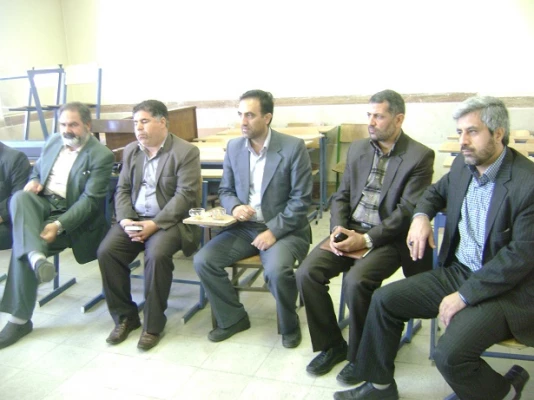 بازدید آقای سنجری معاونت محترم پژوهشی اداره کل آموزش وپرورش شهرستانهای استان تهران  4