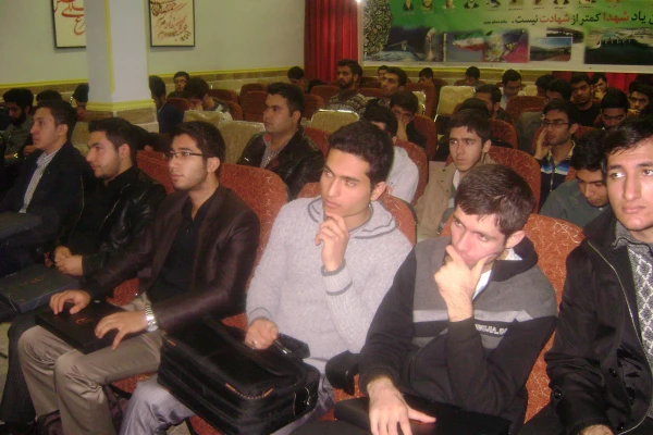 شانزدهم آذر ماه روز دانشجو گرامی باد 10