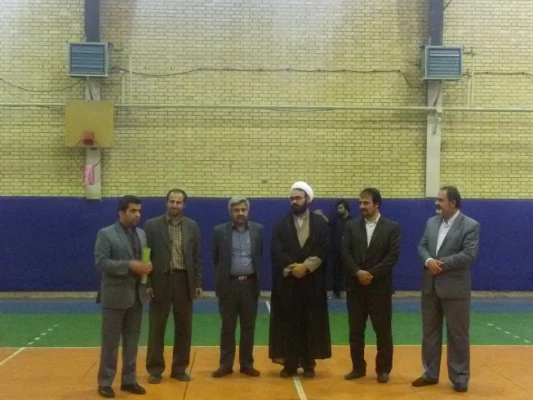 برگزاری مرحله نهایی مسابقات فوتسال جام معلم دانشجویان پردیس شهید مفتح شهرری 3