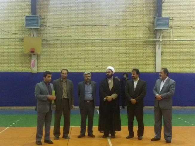 برگزاری مرحله نهایی مسابقات فوتسال جام معلم دانشجویان پردیس شهید مفتح شهرری 3