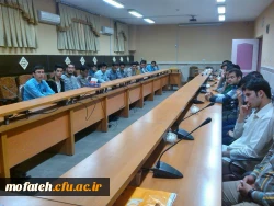 نشست صمیمی مسئولان پردیس شهید مفتح با دانشجویان 8