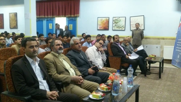 همایش استانی خلاقیت و نوآوری در علوم پایه در پردیس شهید مفتح شهرری 8