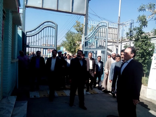 اولین شعبه نمایندگی انتشارات مدرسه دانشگاه فرهنگیان در پردیس شهید مفتح شهرری افتتاح شد.  4