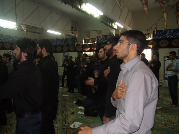 مراسم عزاداری سید و سالار شهیدان امام حسین (ع) ویاران با وفایش در پردیس شهید مفتح شهرری 2