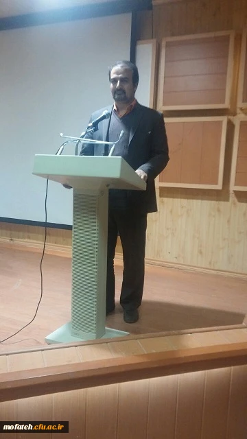 ارائه مقاله برگزیده اعضای هیأت علمی دانشگاه فرهنگیان، پردیس شهید مفتح، آقایان دکتر هادی گیاهپور و دکتر مظهر مقدمی فر  6
