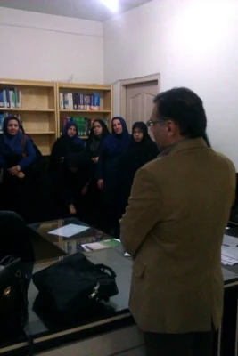 انس با کتاب در پردیس شهید مفتح 7