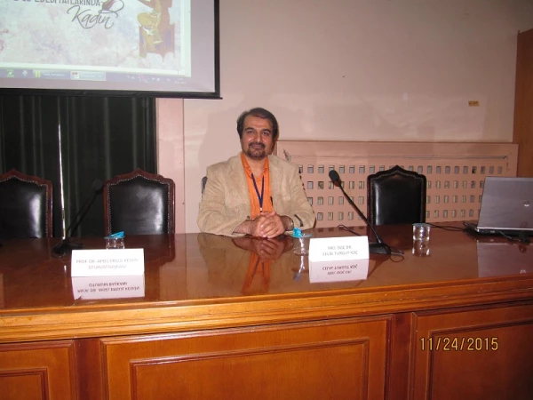 ارائه مقاله توسط استادان دانشگاه فرهنگیان آقای دکتر هادی گیاهپور و آقای دکتر علیرضا حسینی در سمپوزیم بین المللی دانشگاه استانبول ترکیه 6