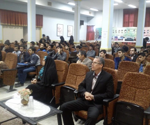 کارگاه آموزشی روش های علاقمندی به مطالعه کتب درسی و غیر درسی 6