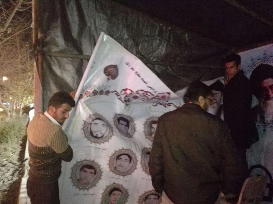 آذین  بندی و آماده سازی مسیر راهپیمایی روز پیروزی انقلاب اسلامی  3