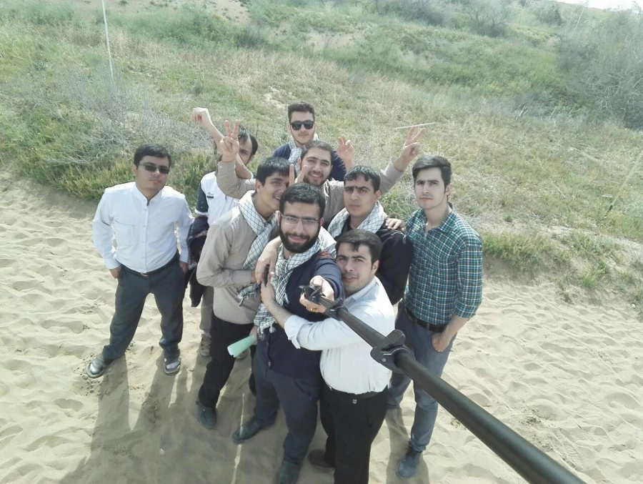 گزارشی از برنامه بازدید دانشجو معمان اعزامی پردیس به اردوی راهیان نور 4