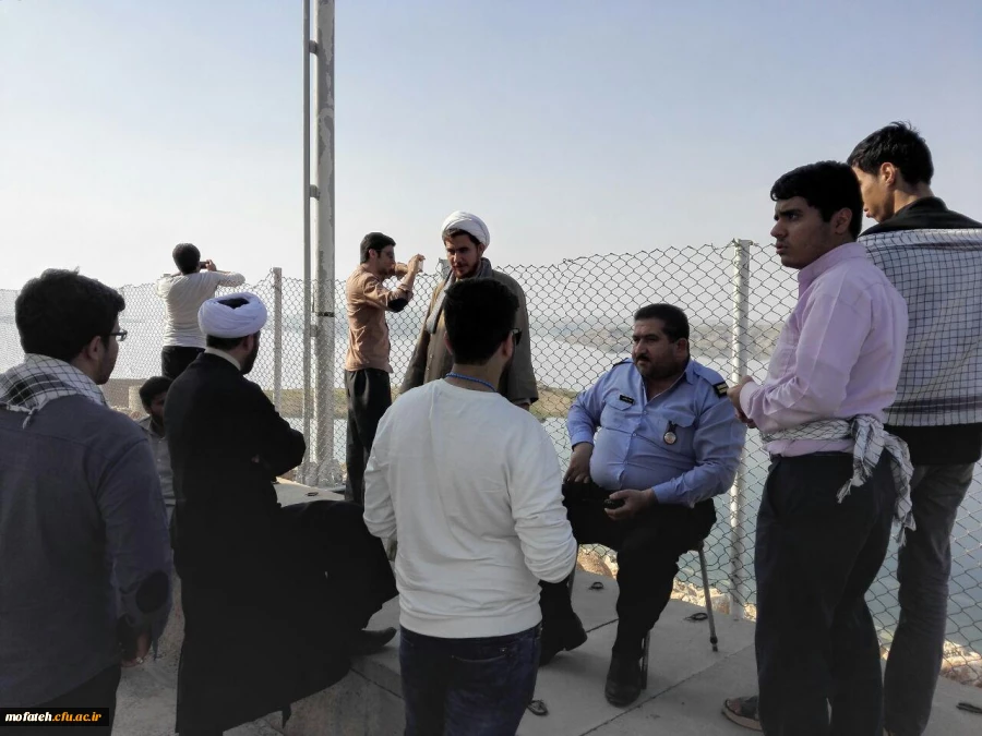 بازگشت دانشجو معلمان پردیس  از سفر معنوی 5