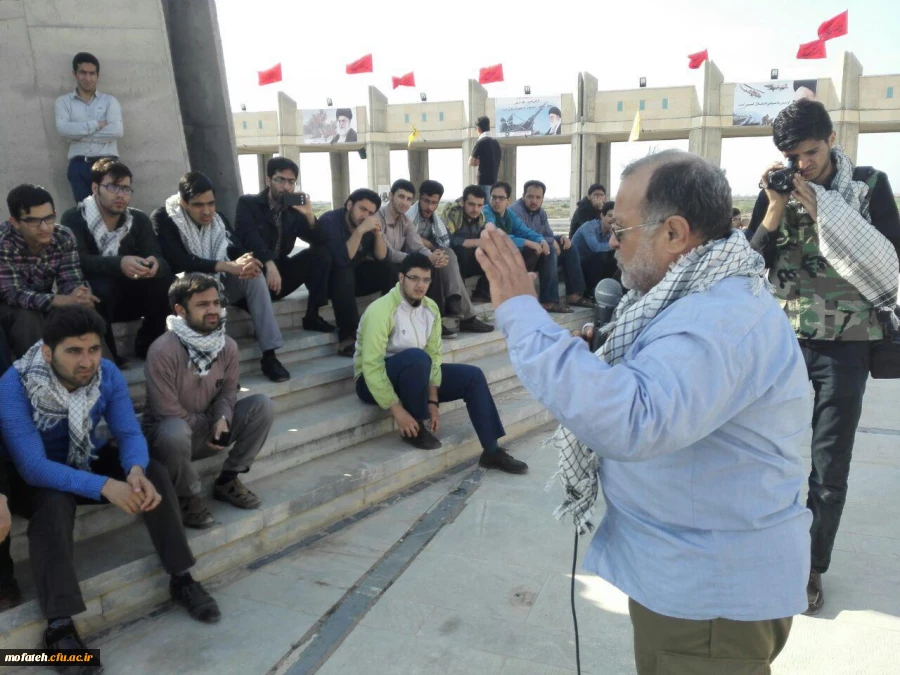 بازگشت دانشجو معلمان پردیس  از سفر معنوی 7