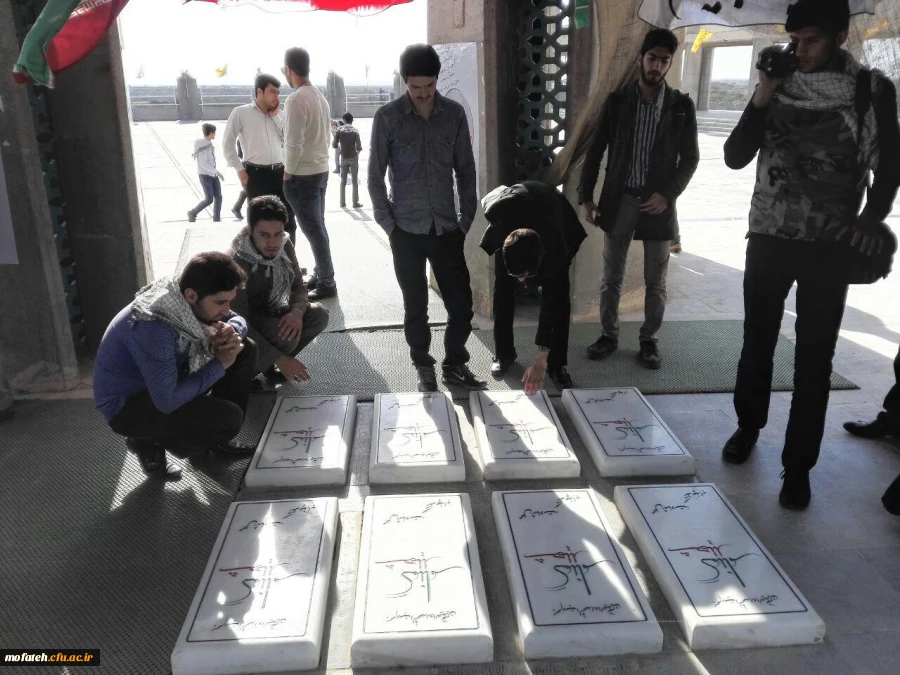 بازگشت دانشجو معلمان پردیس  از سفر معنوی 8