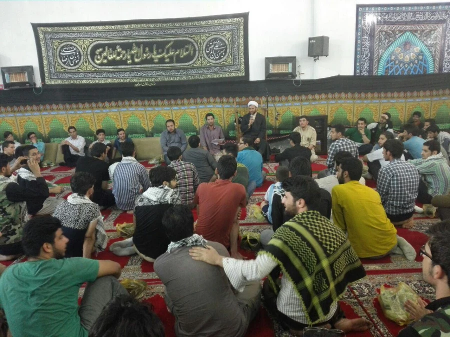 بازگشت دانشجو معلمان پردیس  از سفر معنوی 9