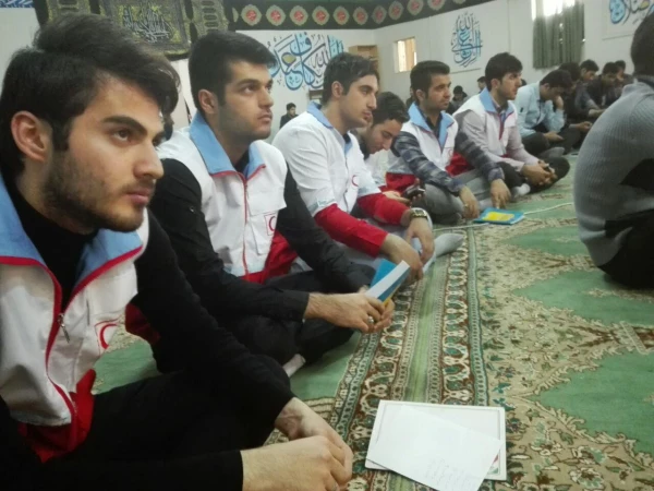 کرسی آزاد اندیشی " جنگ نرم و موج بیداری اسلامی " در نماز خانه  بقیه الله الاعظم (عج) پردیس برگزار شد. 2