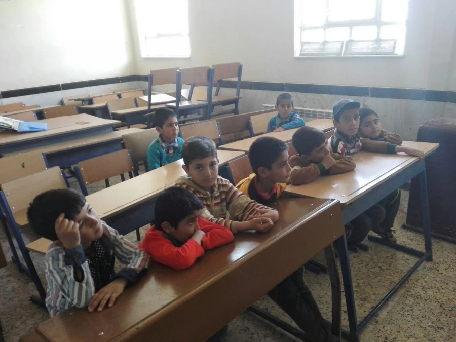 گزارش تصویری از اردو جهادی دانشجومعلمان بسیجی پردیس در ایام نوروز 11