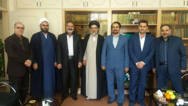 دیدار مسئولان پردیس با امام جمعه و نماینده ولی فقیه شهرستان ری  2