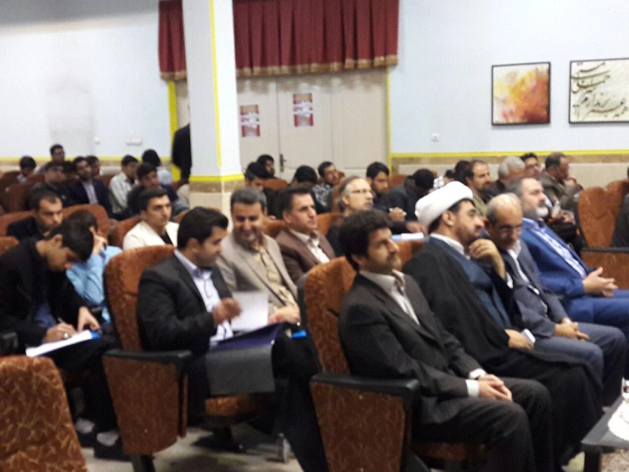 نخستین جشنواره استانی "پژوهش روایی" با هدف توسعة جایگاه پژوهش های کیفی در پردیس شهید مفتح برگزار شد. 2