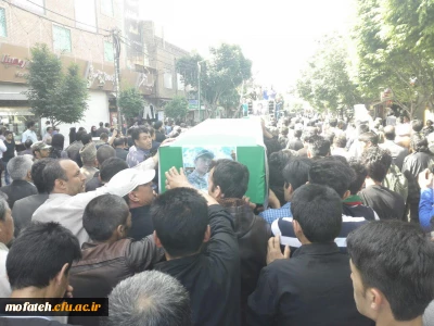 شرکت دانشجو معلمان پردیس در مراسم تشییع پیکر پاک دوتن از شهدای