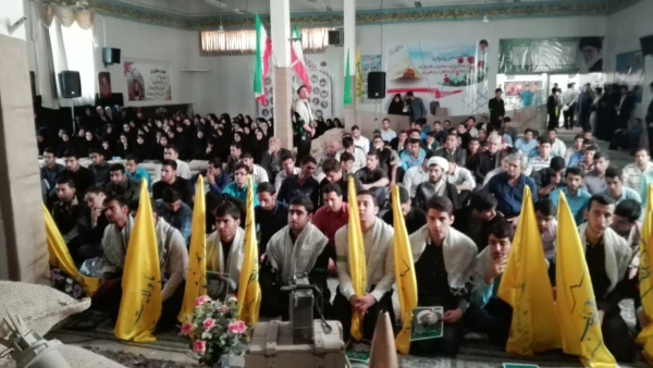 نخستین یادواره ی شهدای تربیت معلم و مدافع حرم در پردیس شهید مفتح شهرری برگزار شد. 4