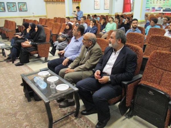 برگزاری سمینار علمی دانشجویی  آموزش  ریاضی در پردیس  6