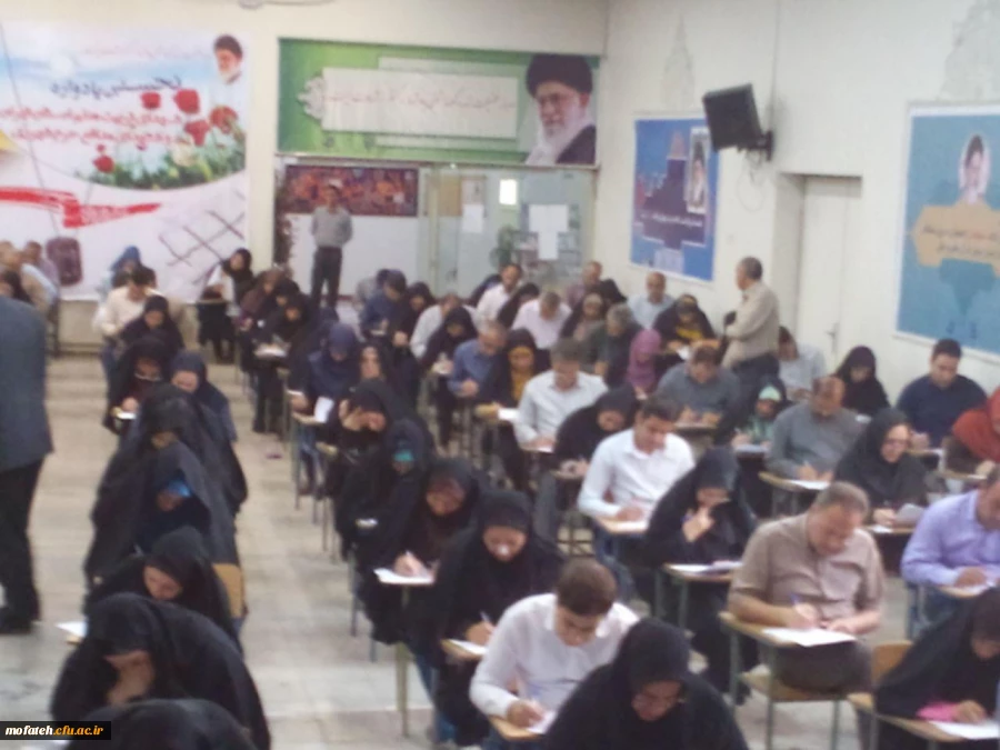 گزارشی از نحوی  برگزاری امتحان در پردیس  4