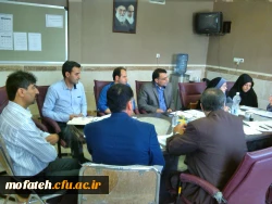 جلسه هماهنگی استادان گروه کاروزی تشکیل شد. 5