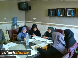 جلسه هماهنگی استادان گروه کاروزی تشکیل شد. 8