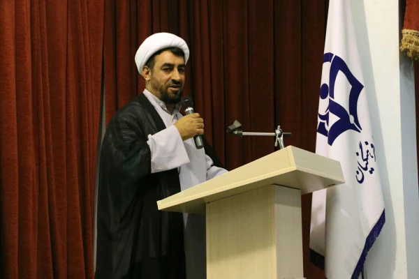 نخستین دوره فرهنگی ارتقای نقش تربیتی و اجتماعی معلم،به کار خود پایان داد. 9