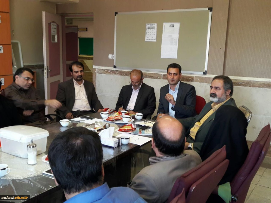 اولین جلسه شورای راهبردی استادان پردیس برای سال تحصیلی جدید 3