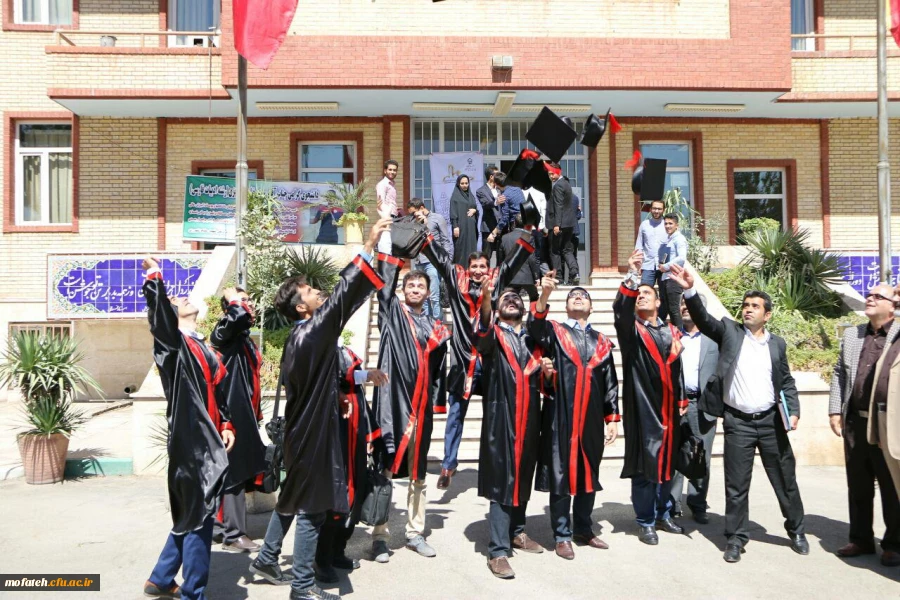 جشن دانش آموختگی نخستین دوره دانشجویان کارشناسی پیوسته پردیس به روایت تصویر 9