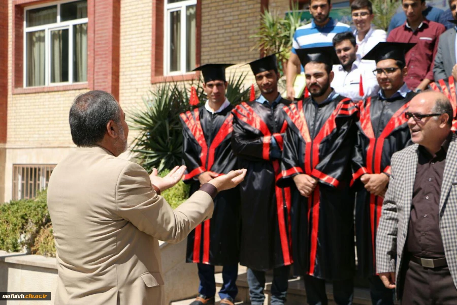 جشن دانش آموختگی نخستین دوره دانشجویان کارشناسی پیوسته پردیس به روایت تصویر 10
