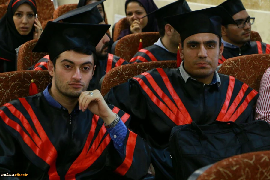 جشن دانش آموختگی نخستین دوره دانشجویان کارشناسی پیوسته پردیس به روایت تصویر 20