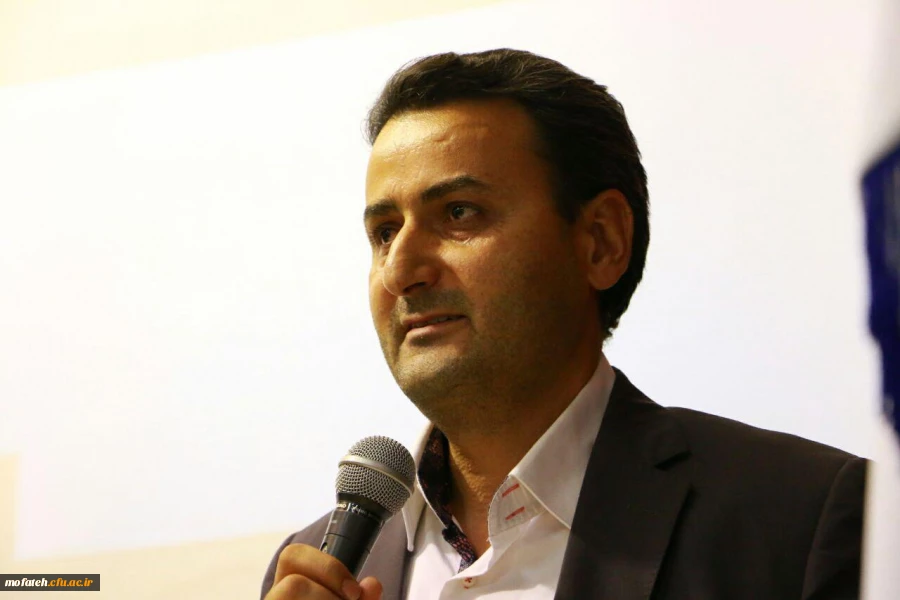 جشن دانش آموختگی نخستین دوره دانشجویان کارشناسی پیوسته پردیس به روایت تصویر 21