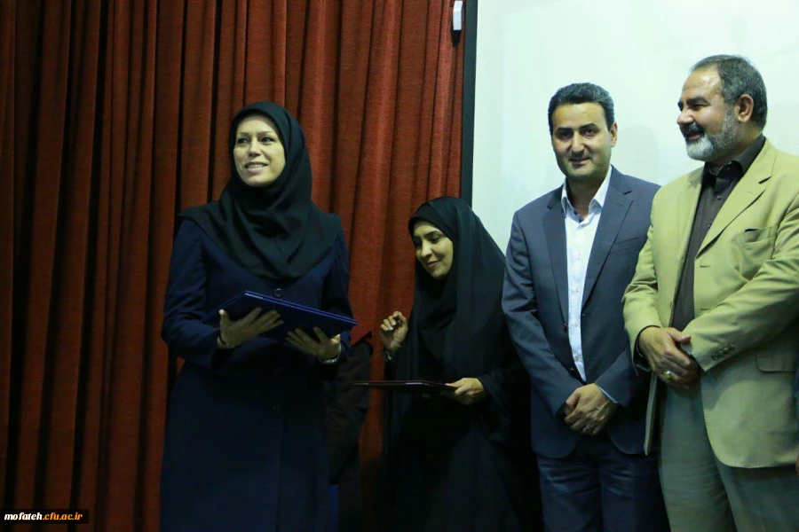 جشن دانش آموختگی نخستین دوره دانشجویان کارشناسی پیوسته پردیس به روایت تصویر 26