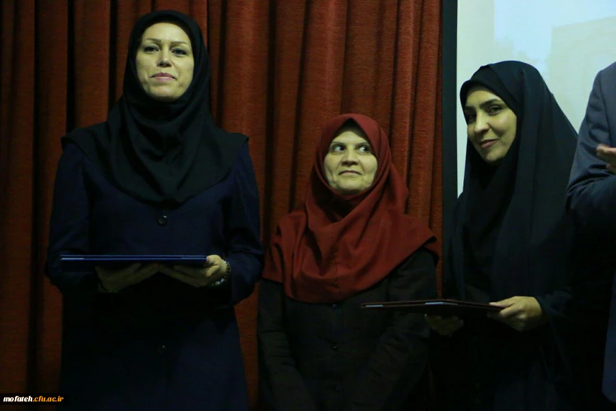 جشن دانش آموختگی نخستین دوره دانشجویان کارشناسی پیوسته پردیس به روایت تصویر 27