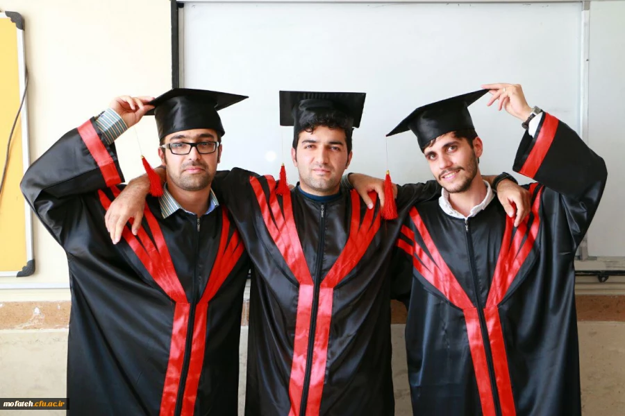 جشن دانش آموختگی نخستین دوره دانشجویان کارشناسی پیوسته پردیس به روایت تصویر 31