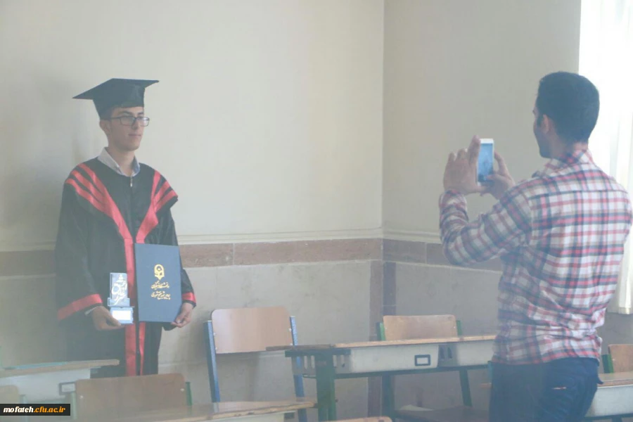 جشن دانش آموختگی نخستین دوره دانشجویان کارشناسی پیوسته پردیس به روایت تصویر 34