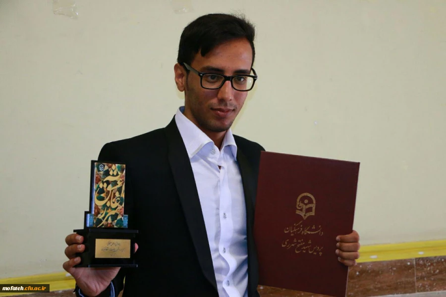 جشن دانش آموختگی نخستین دوره دانشجویان کارشناسی پیوسته پردیس به روایت تصویر 35