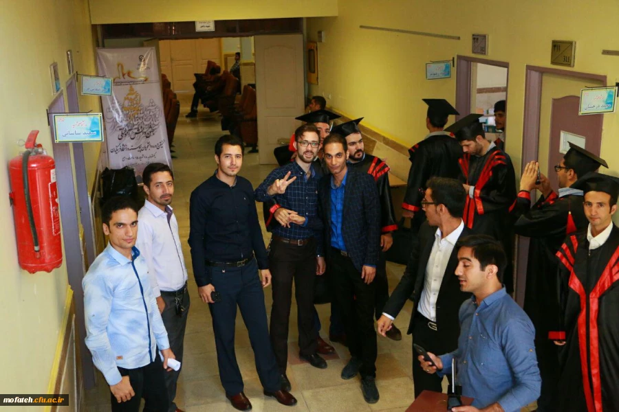 جشن دانش آموختگی نخستین دوره دانشجویان کارشناسی پیوسته پردیس به روایت تصویر 37