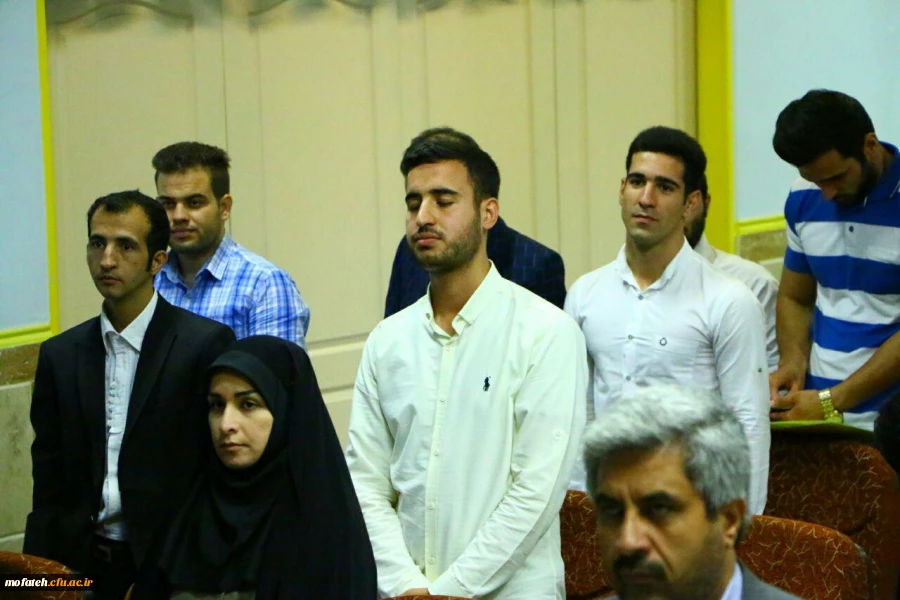 جشن دانش آموختگی نخستین دوره دانشجویان کارشناسی پیوسته پردیس به روایت تصویر 77