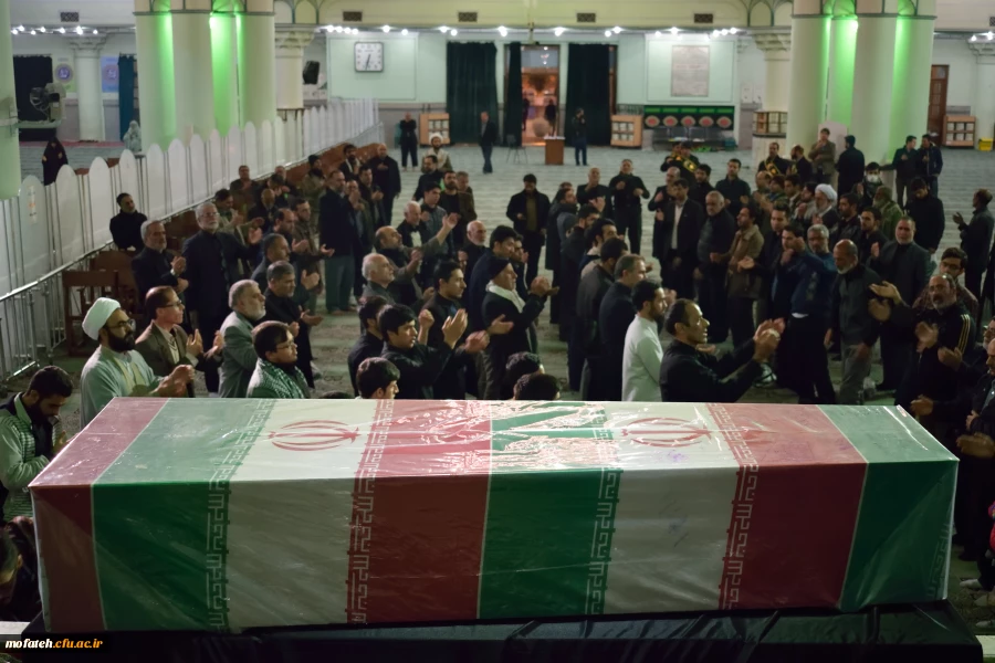 مراسم وداع شهید گمنام در حرم مطهر عبدالعظیم(ع)