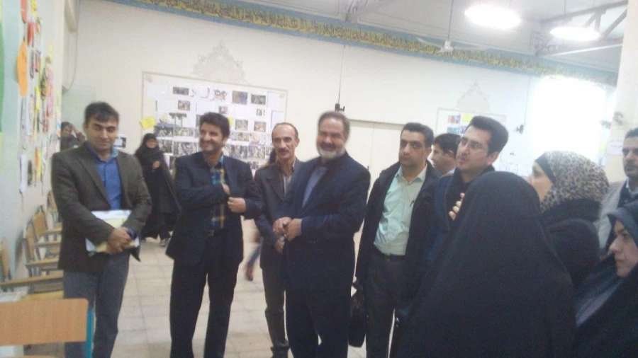 نمایشگاه دست ساخت های آموزشی