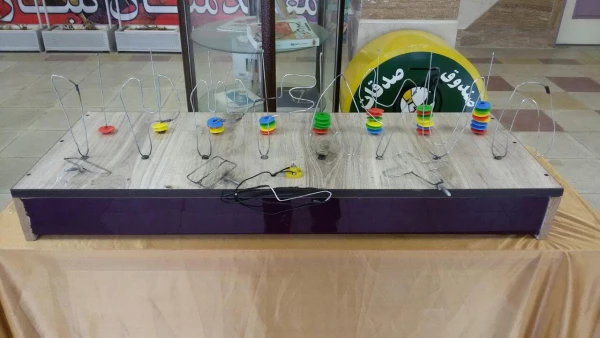 نمایشگاه دست سازه های داشجویان علوم تربیتی با شعار"اختلال یادگیری ، مانعی قابل عبور"